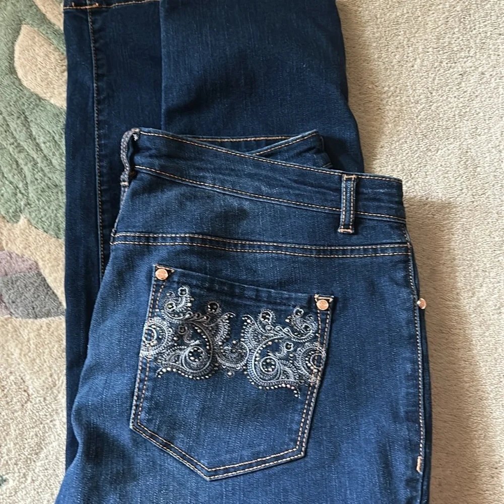 Two Pair Jeans. CODE BLEU and BANDOLINO - Picture 2 of 11